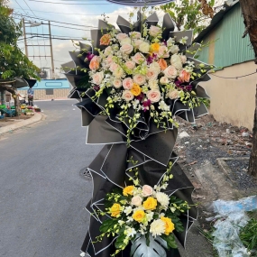 Kệ Hoa Chia Buồn Set 12