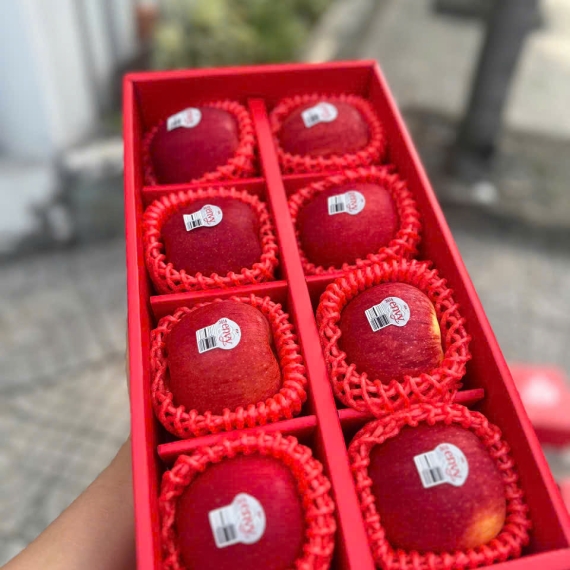 Hộp 8 Trái Táo Envy 2kg
